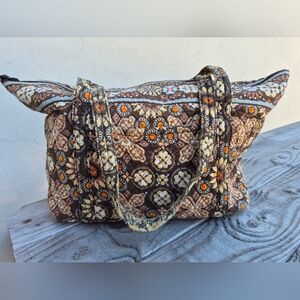 VERA BRADLEY QUILTED TRAVEL BAG